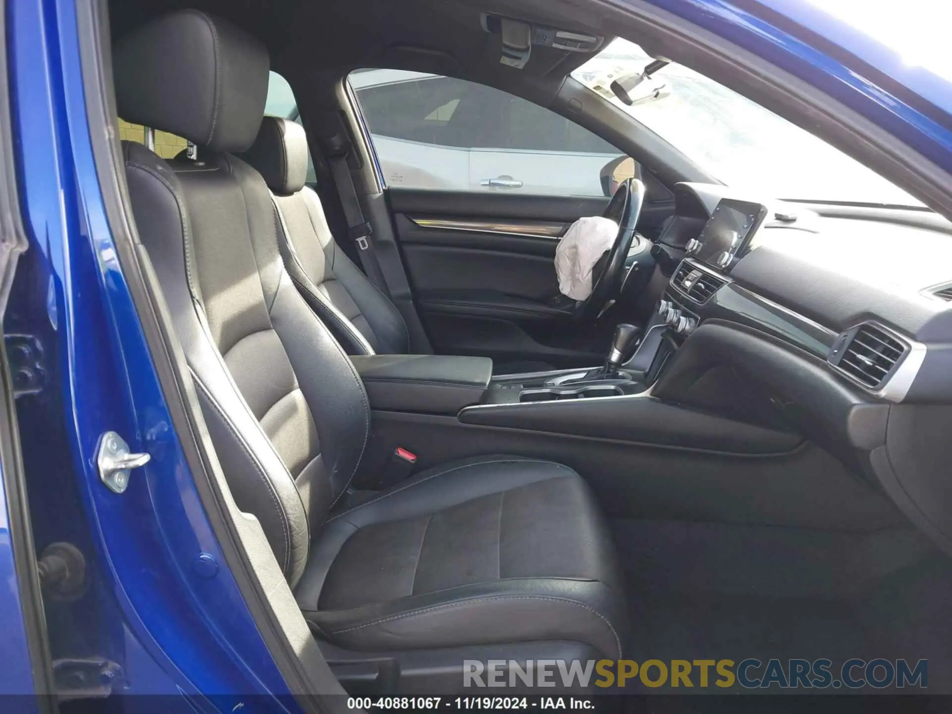 5 Photograph of a damaged car 1HGCV1F32LA123966 HONDA ACCORD 2020