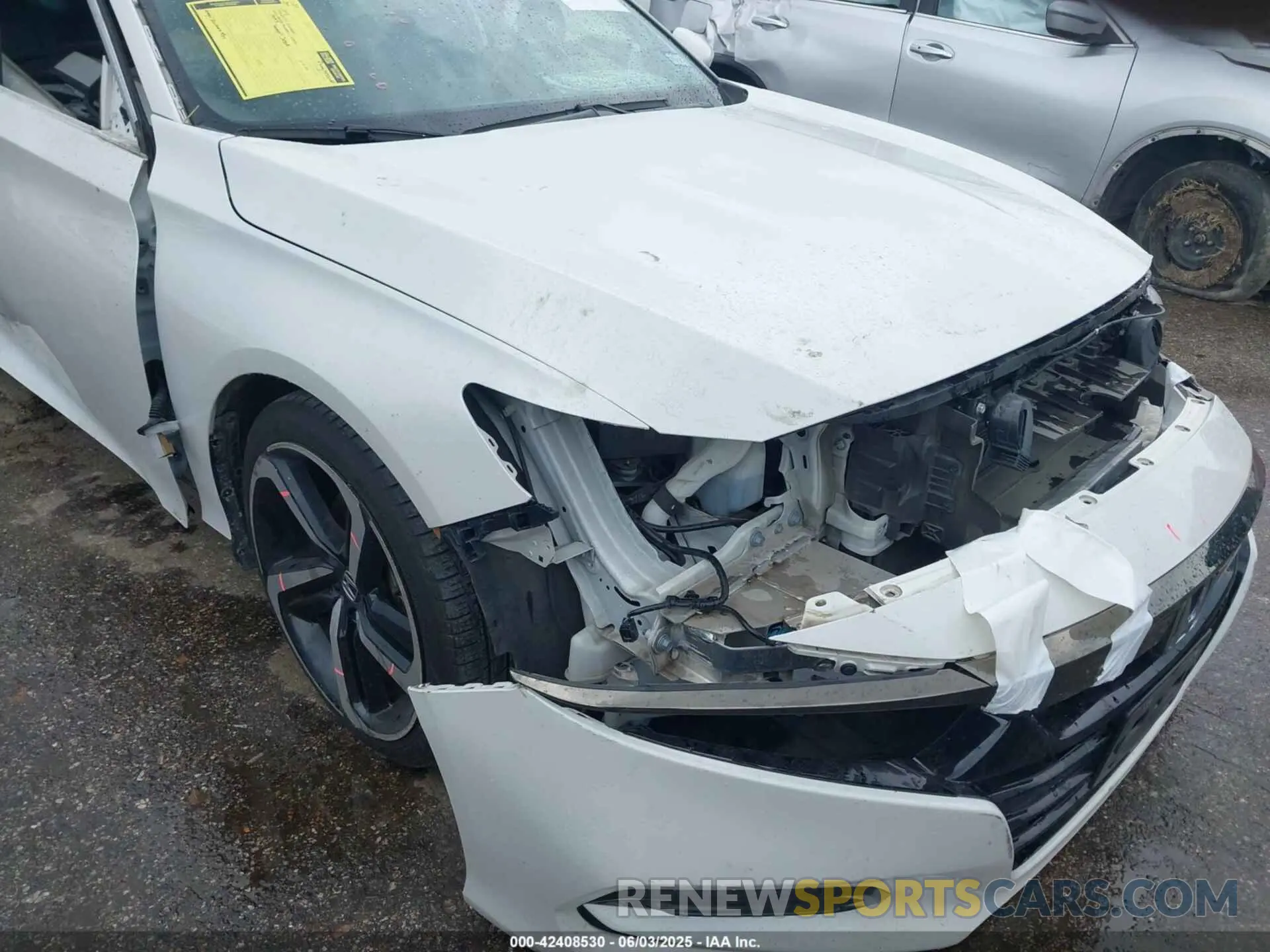 6 Photograph of a damaged car 1HGCV1F32LA134188 HONDA ACCORD 2020