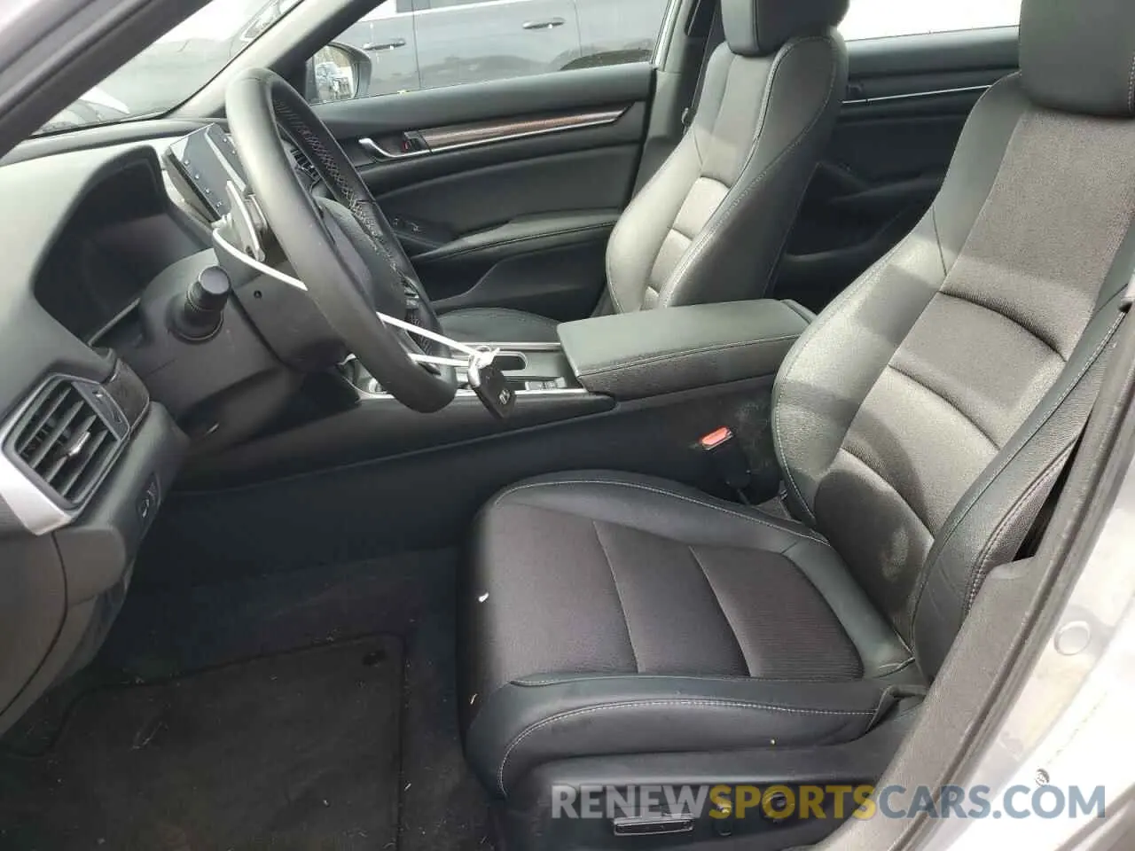 7 Photograph of a damaged car 1HGCV1F32LA144624 HONDA ACCORD 2020