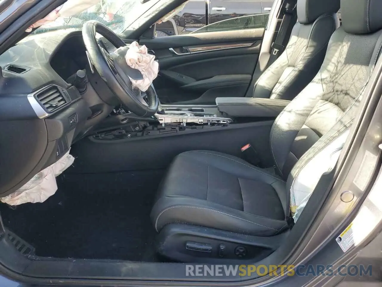 7 Photograph of a damaged car 1HGCV1F33LA072056 HONDA ACCORD 2020