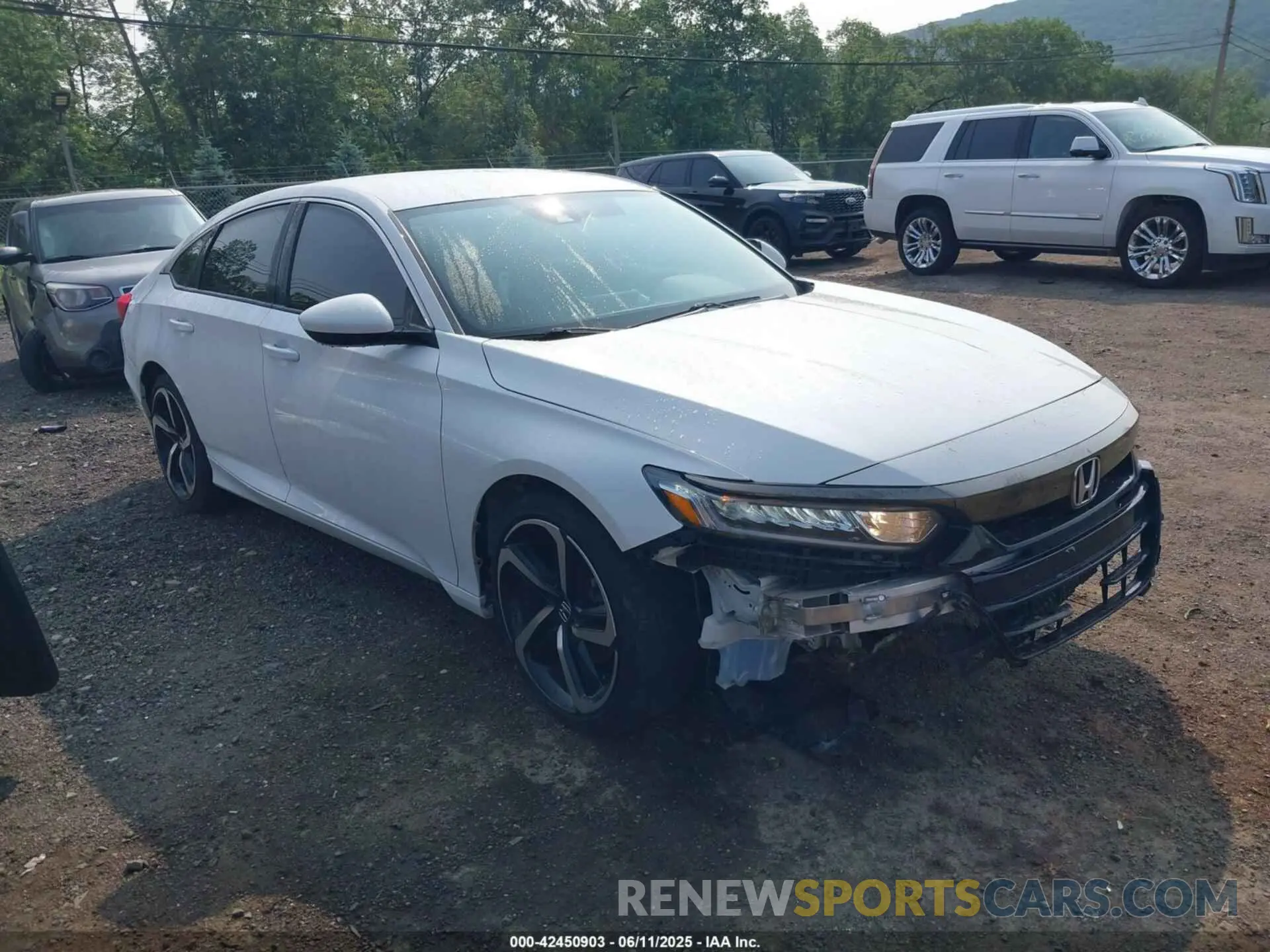 1 Photograph of a damaged car 1HGCV1F33LA119926 HONDA ACCORD 2020
