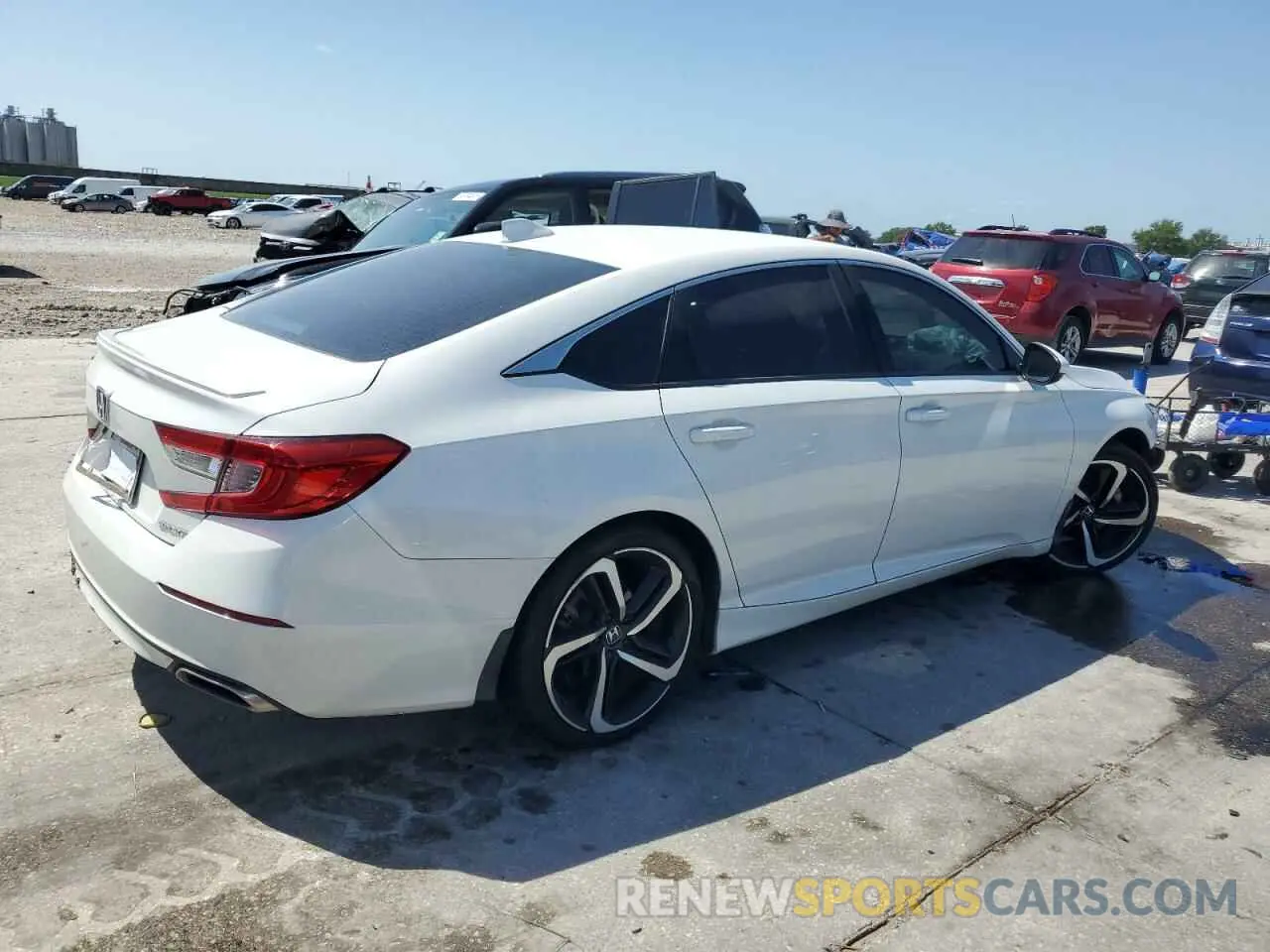 3 Photograph of a damaged car 1HGCV1F33LA136712 HONDA ACCORD 2020