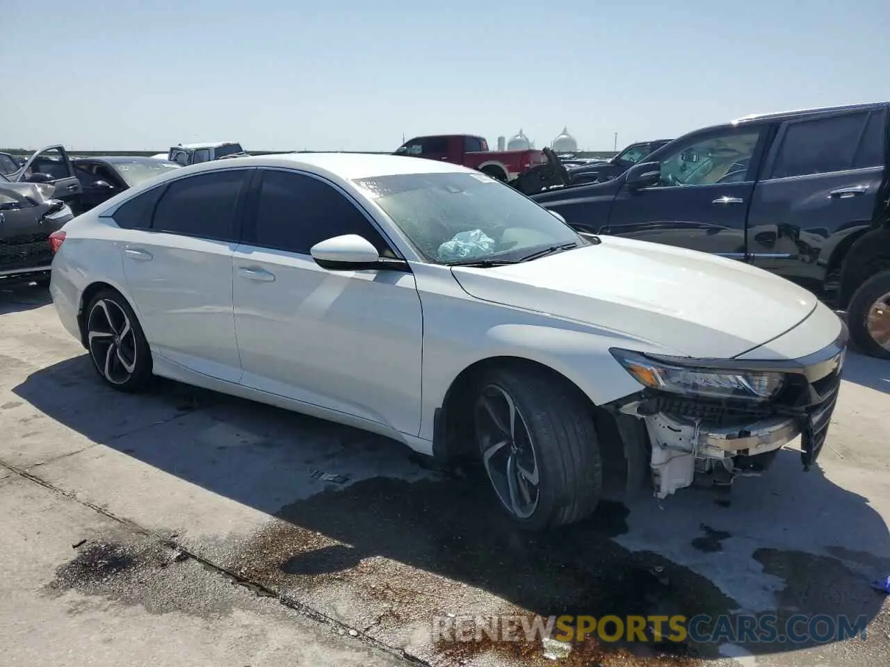 4 Photograph of a damaged car 1HGCV1F33LA136712 HONDA ACCORD 2020