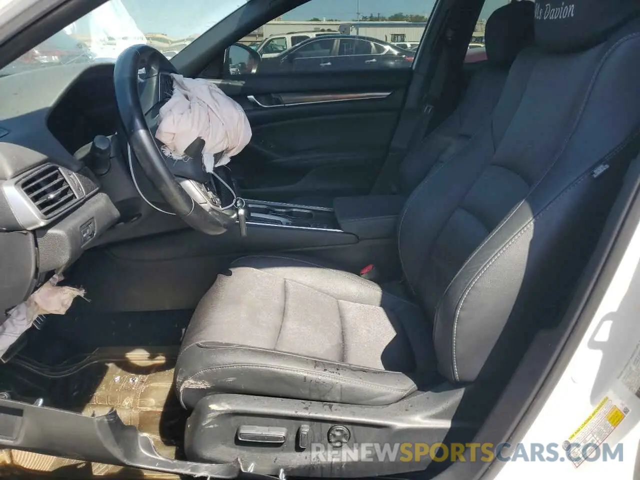 7 Photograph of a damaged car 1HGCV1F33LA136712 HONDA ACCORD 2020