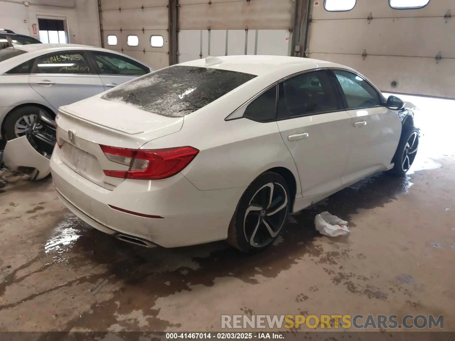 4 Photograph of a damaged car 1HGCV1F33LA139111 HONDA ACCORD 2020