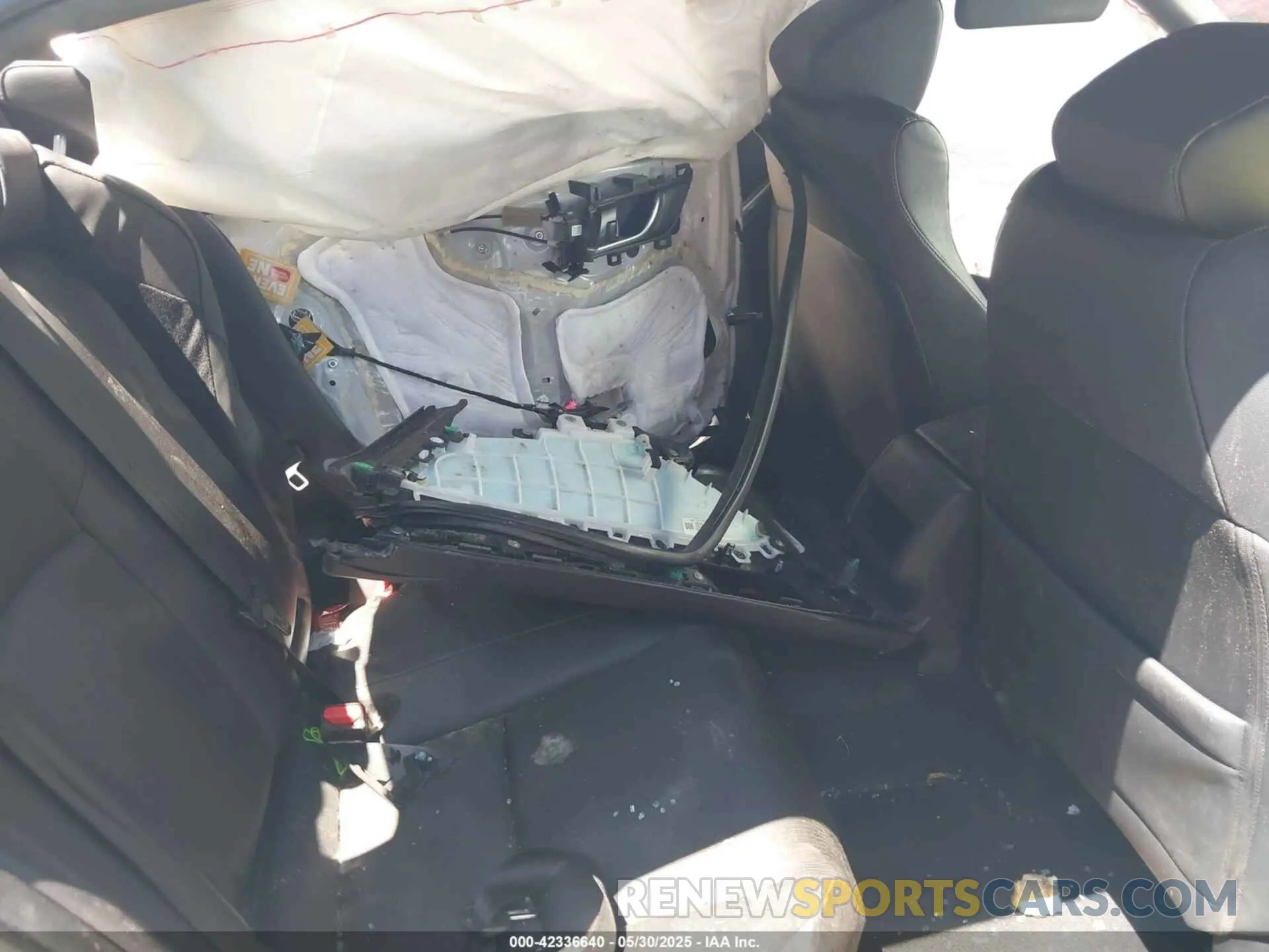 8 Photograph of a damaged car 1HGCV1F34LA004204 HONDA ACCORD 2020
