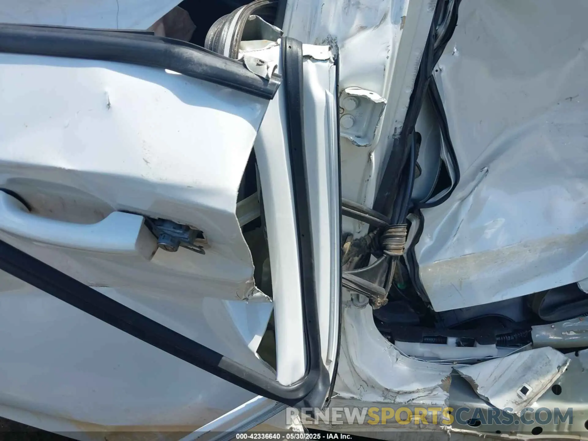 9 Photograph of a damaged car 1HGCV1F34LA004204 HONDA ACCORD 2020