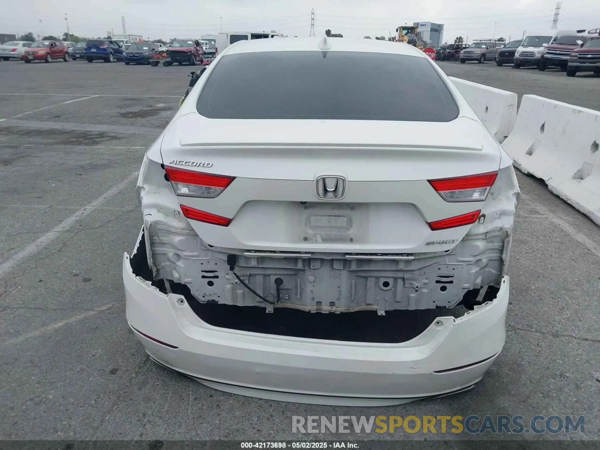17 Photograph of a damaged car 1HGCV1F34LA090257 HONDA ACCORD 2020