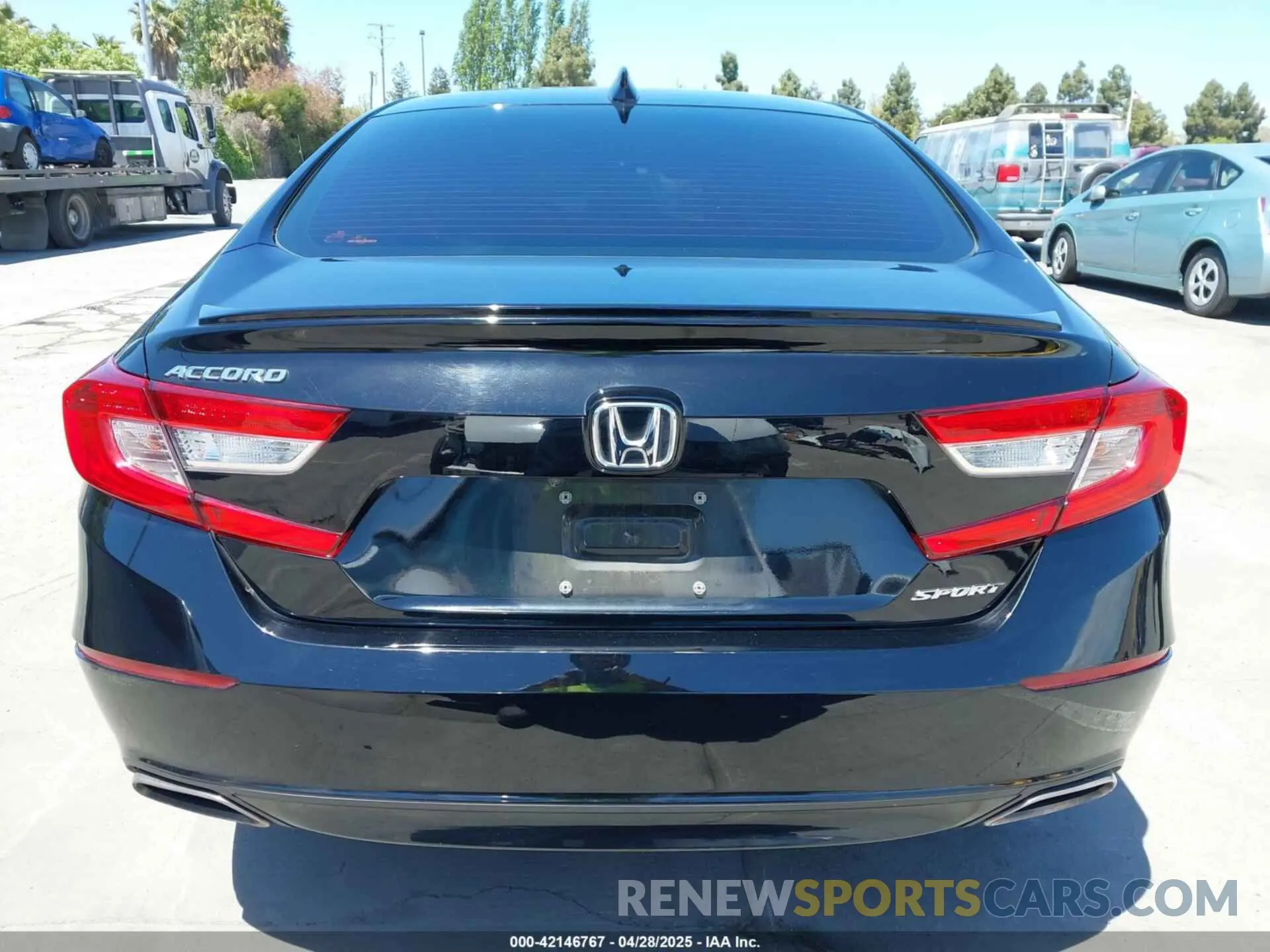 16 Photograph of a damaged car 1HGCV1F34LA129915 HONDA ACCORD 2020