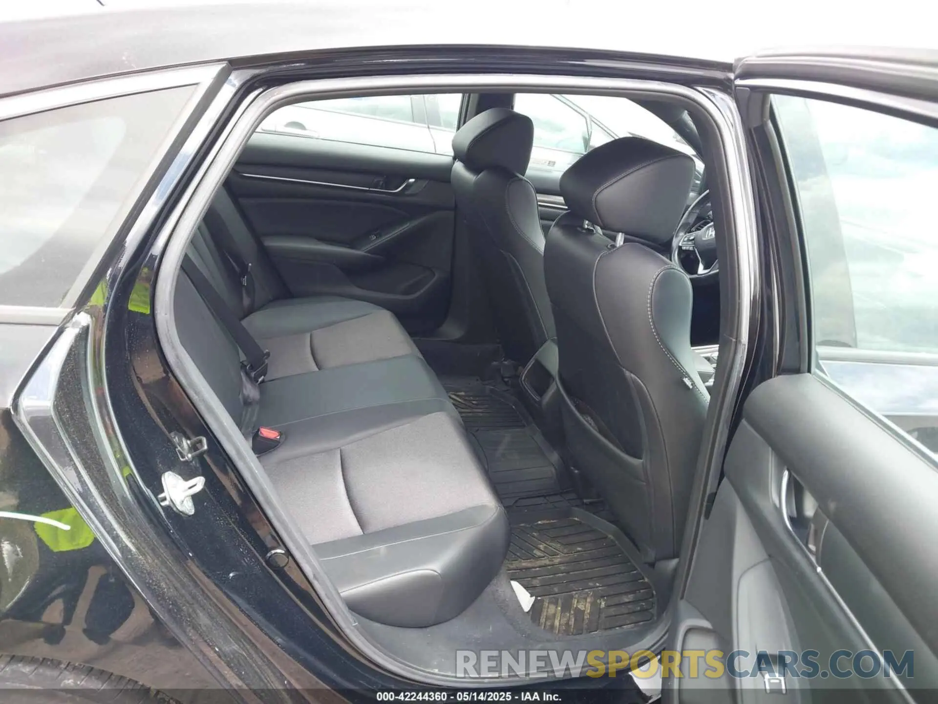 8 Photograph of a damaged car 1HGCV1F34LA156693 HONDA ACCORD 2020