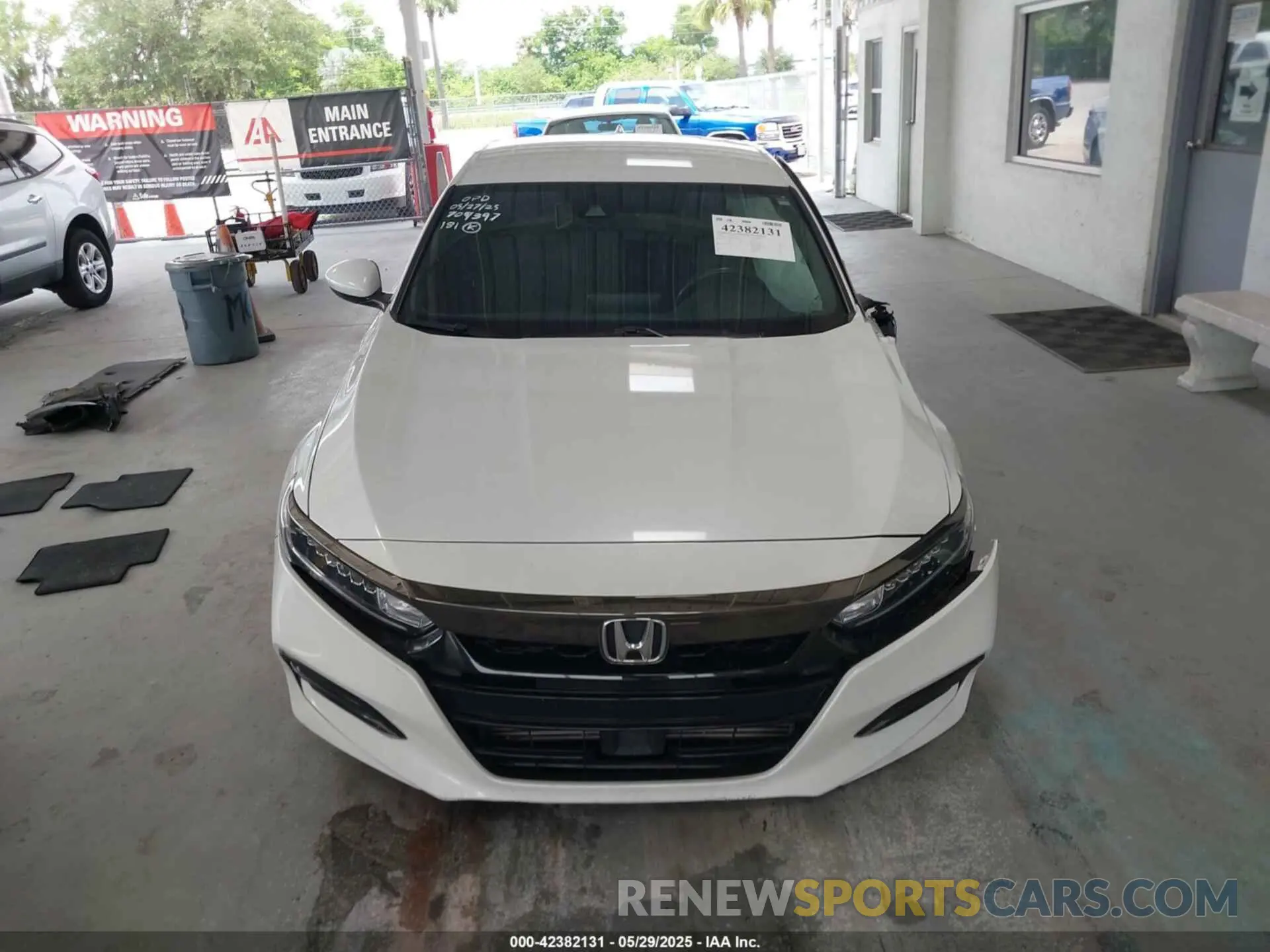 13 Photograph of a damaged car 1HGCV1F35LA014112 HONDA ACCORD 2020