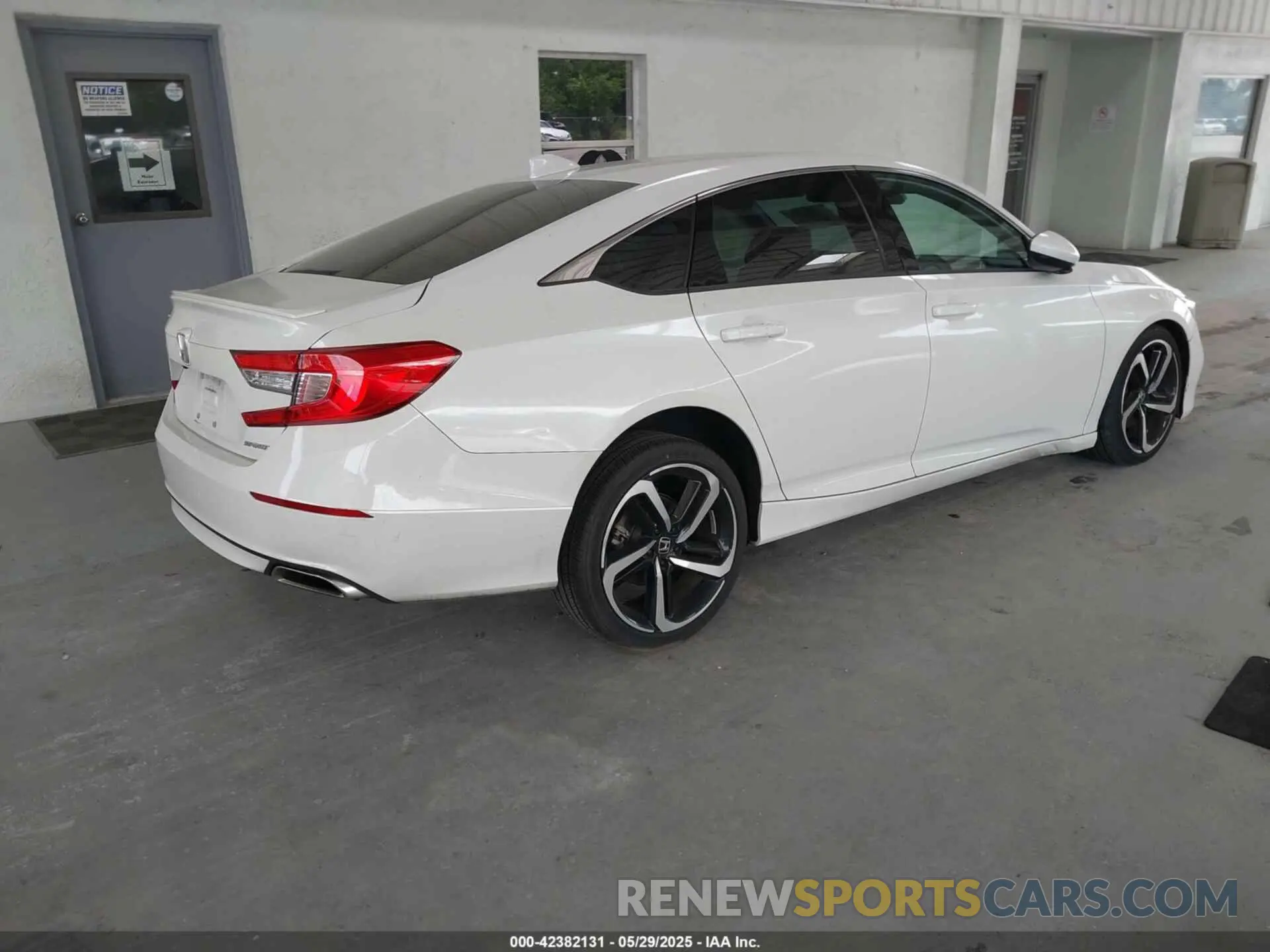 4 Photograph of a damaged car 1HGCV1F35LA014112 HONDA ACCORD 2020