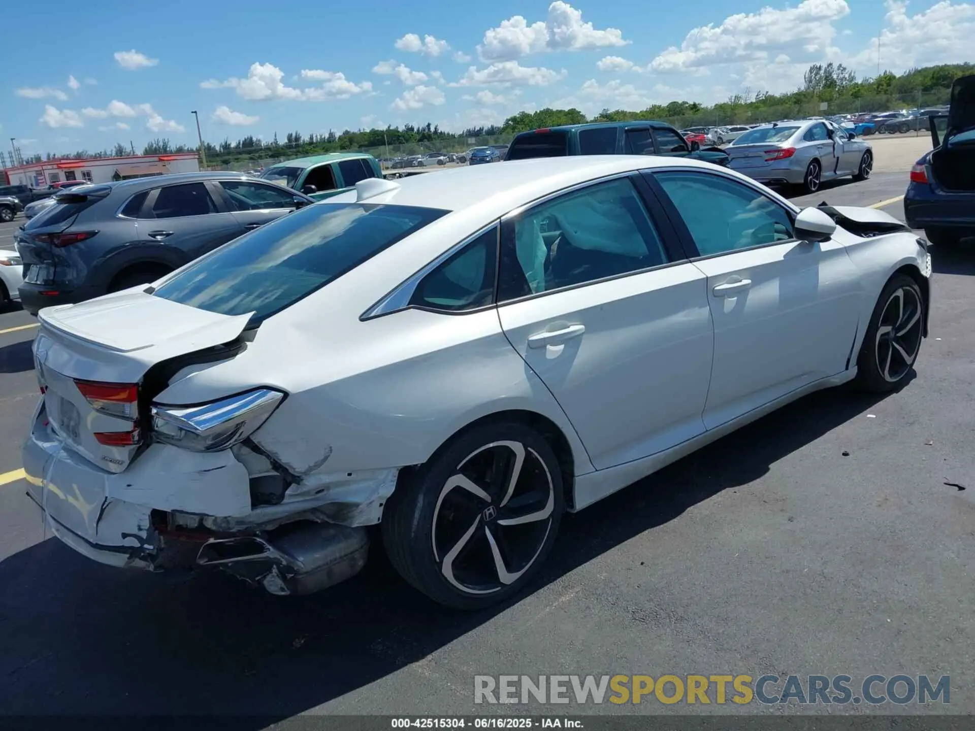 4 Photograph of a damaged car 1HGCV1F35LA066839 HONDA ACCORD 2020