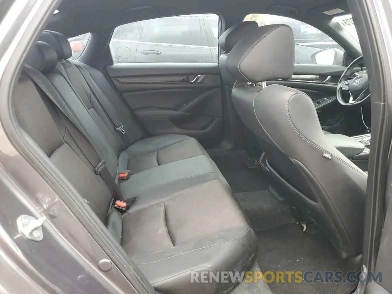 10 Photograph of a damaged car 1HGCV1F35LA104697 HONDA ACCORD 2020