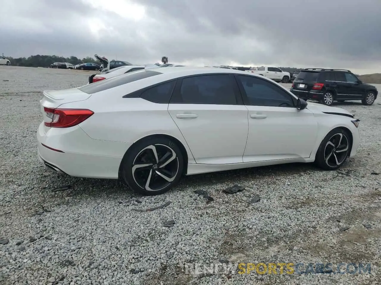 3 Photograph of a damaged car 1HGCV1F35LA108233 HONDA ACCORD 2020