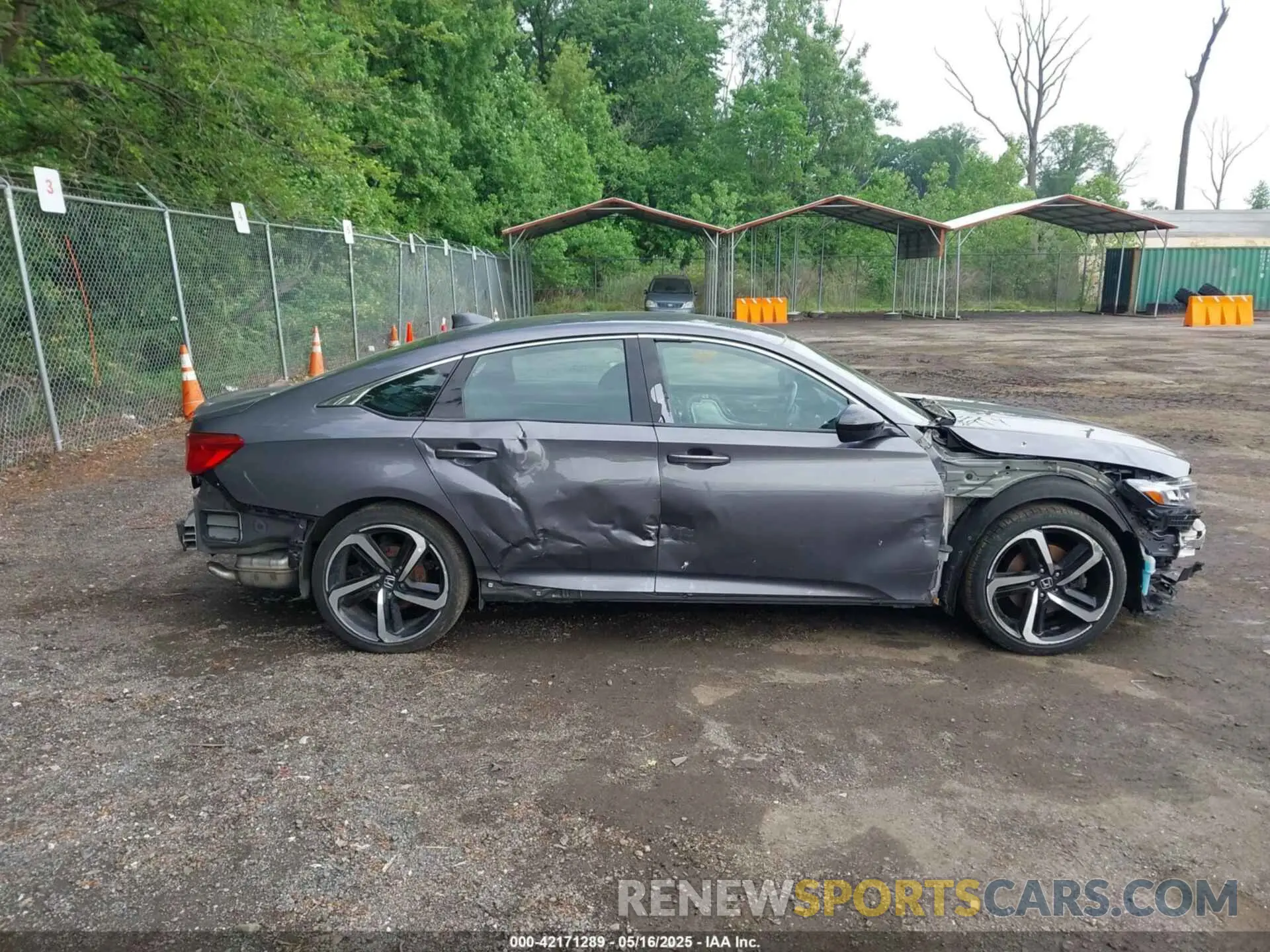 12 Photograph of a damaged car 1HGCV1F35LA121094 HONDA ACCORD 2020