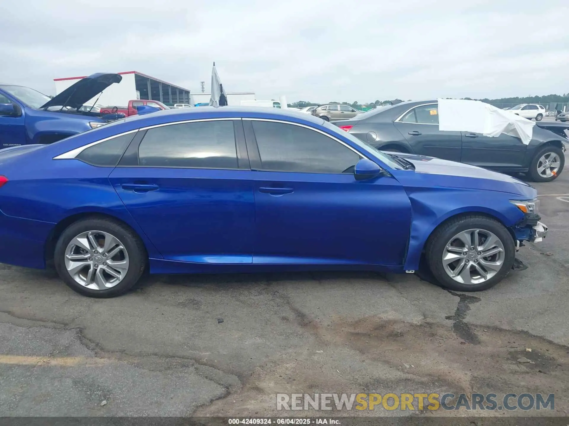 13 Photograph of a damaged car 1HGCV1F35LA125839 HONDA ACCORD 2020