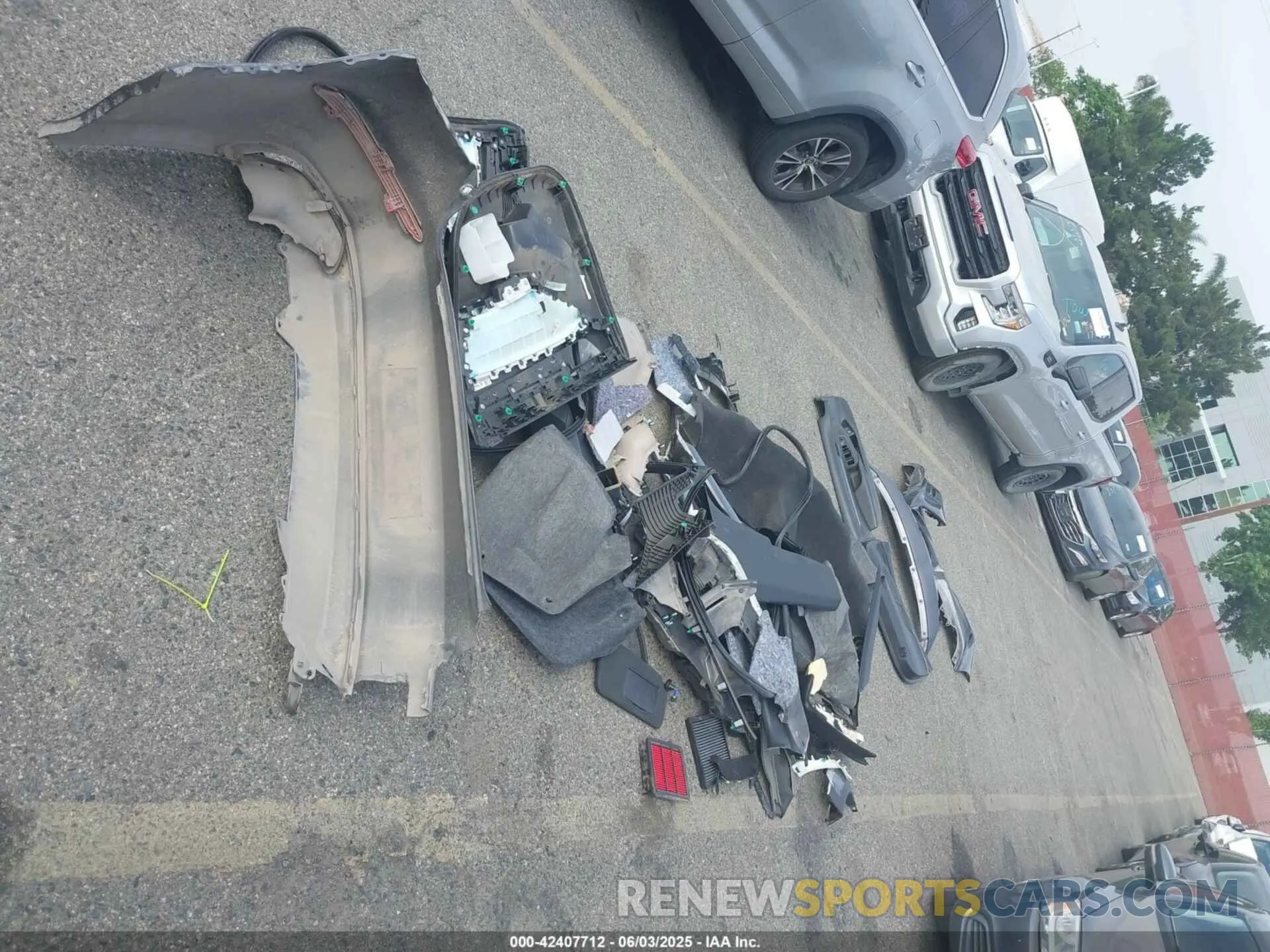 12 Photograph of a damaged car 1HGCV1F35LA146397 HONDA ACCORD 2020