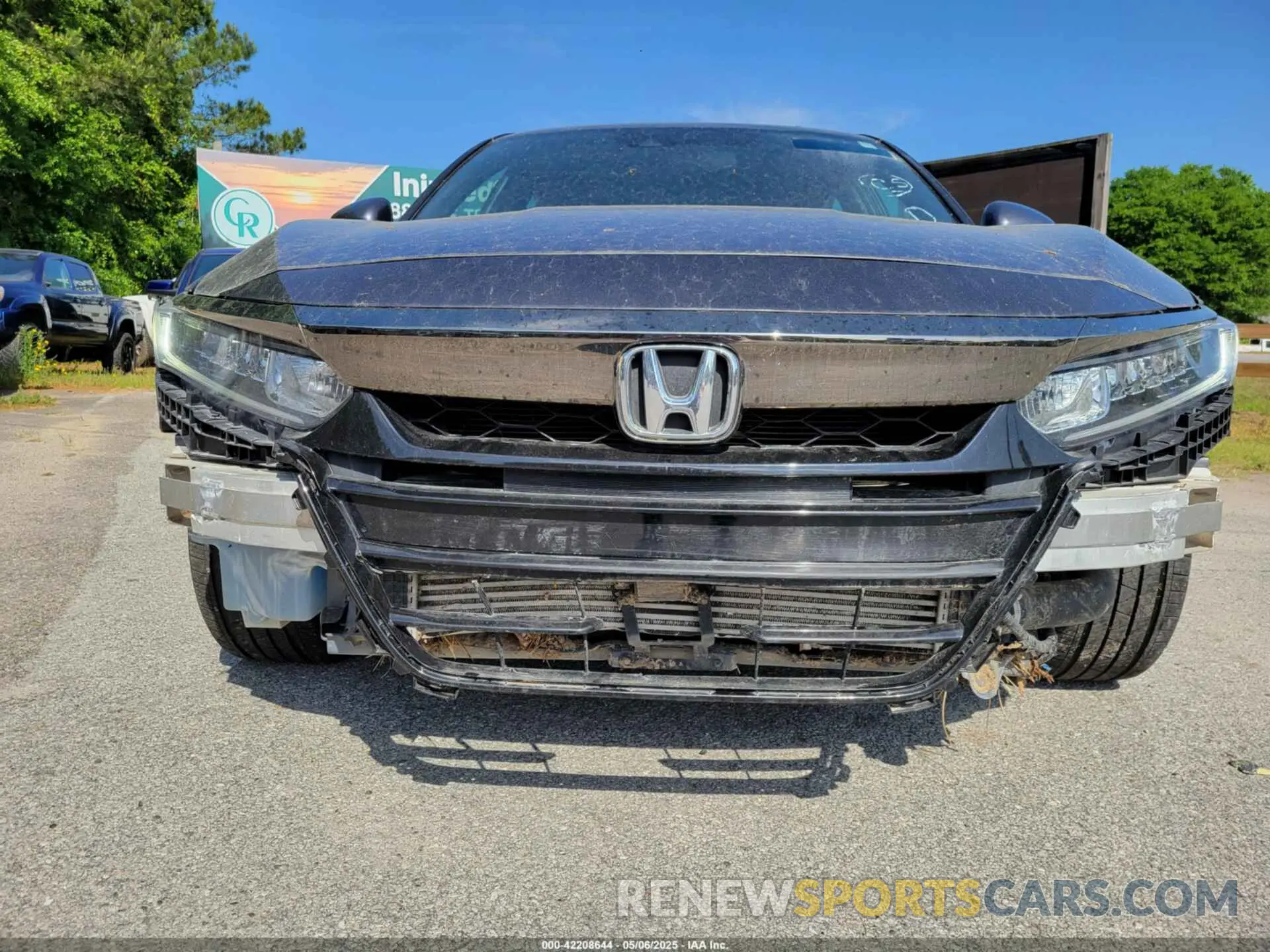 6 Photograph of a damaged car 1HGCV1F36LA018475 HONDA ACCORD 2020