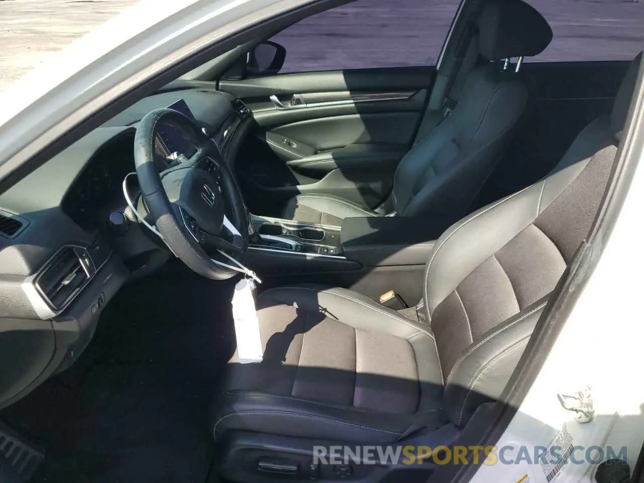 7 Photograph of a damaged car 1HGCV1F36LA056448 HONDA ACCORD 2020