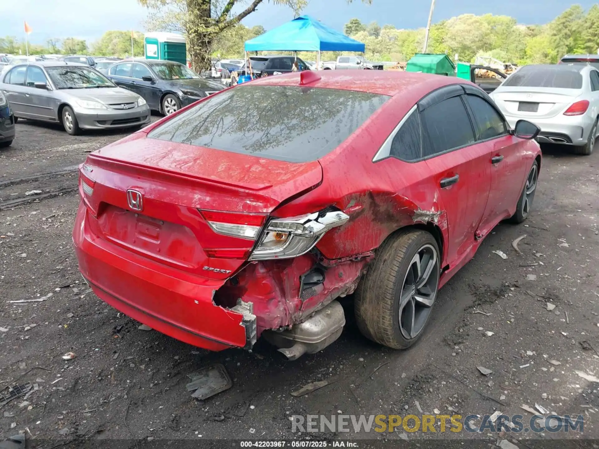 6 Photograph of a damaged car 1HGCV1F36LA065019 HONDA ACCORD 2020