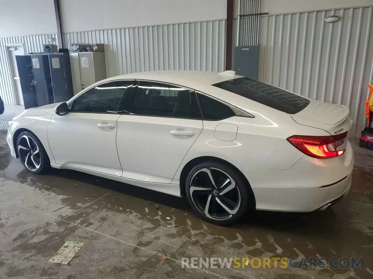 2 Photograph of a damaged car 1HGCV1F36LA071290 HONDA ACCORD 2020