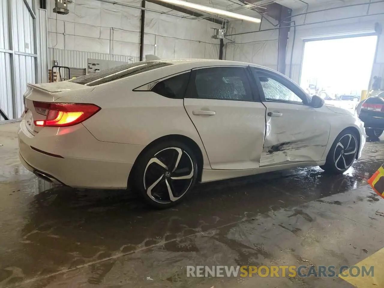 3 Photograph of a damaged car 1HGCV1F36LA071290 HONDA ACCORD 2020