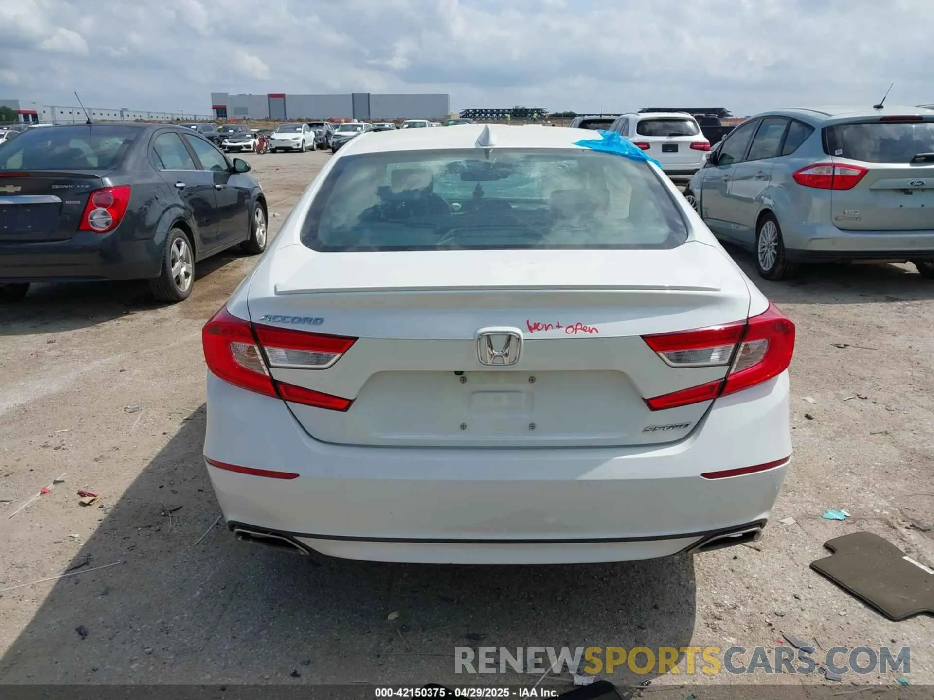 15 Photograph of a damaged car 1HGCV1F37LA023037 HONDA ACCORD 2020