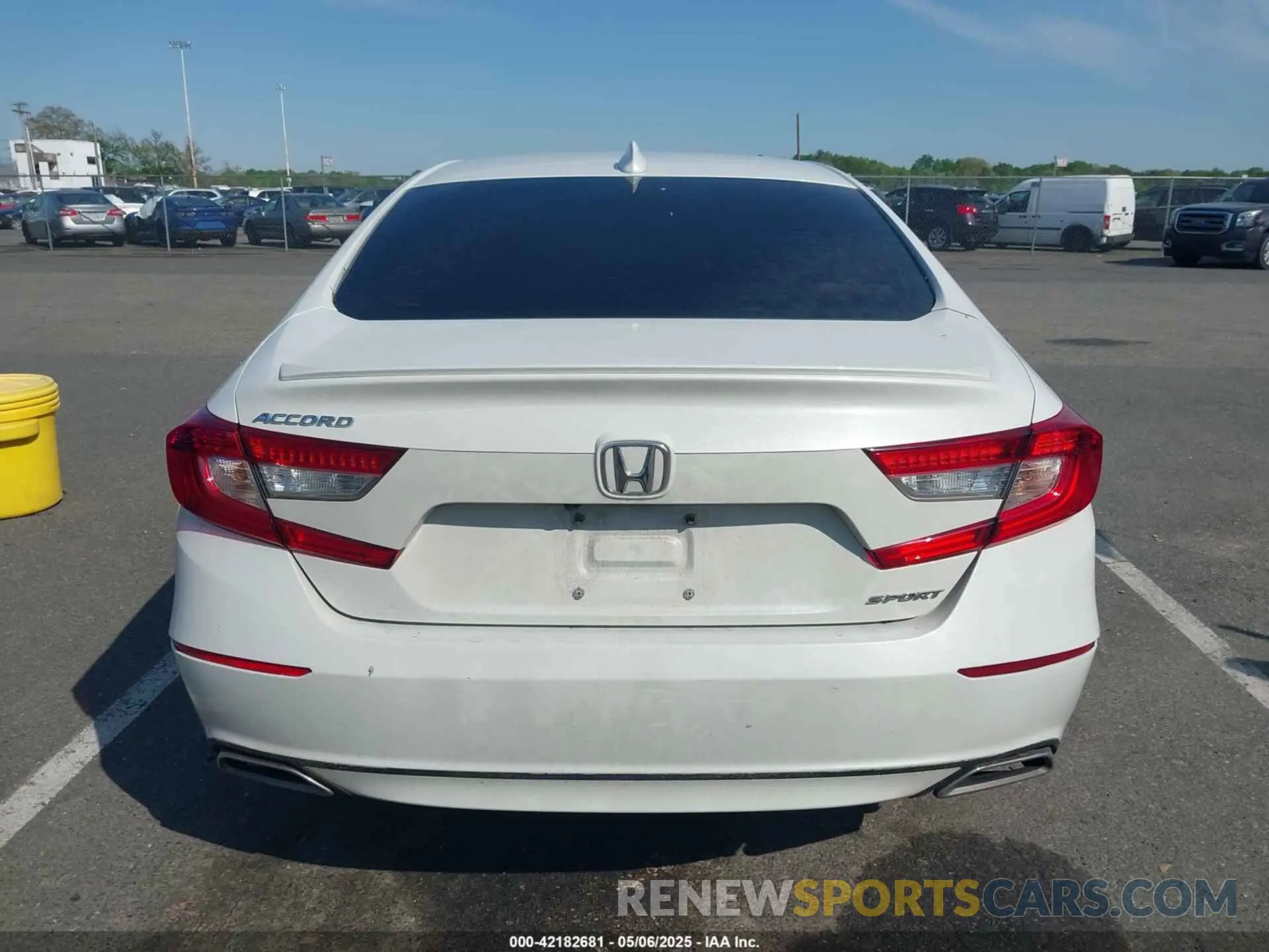 16 Photograph of a damaged car 1HGCV1F37LA119492 HONDA ACCORD 2020