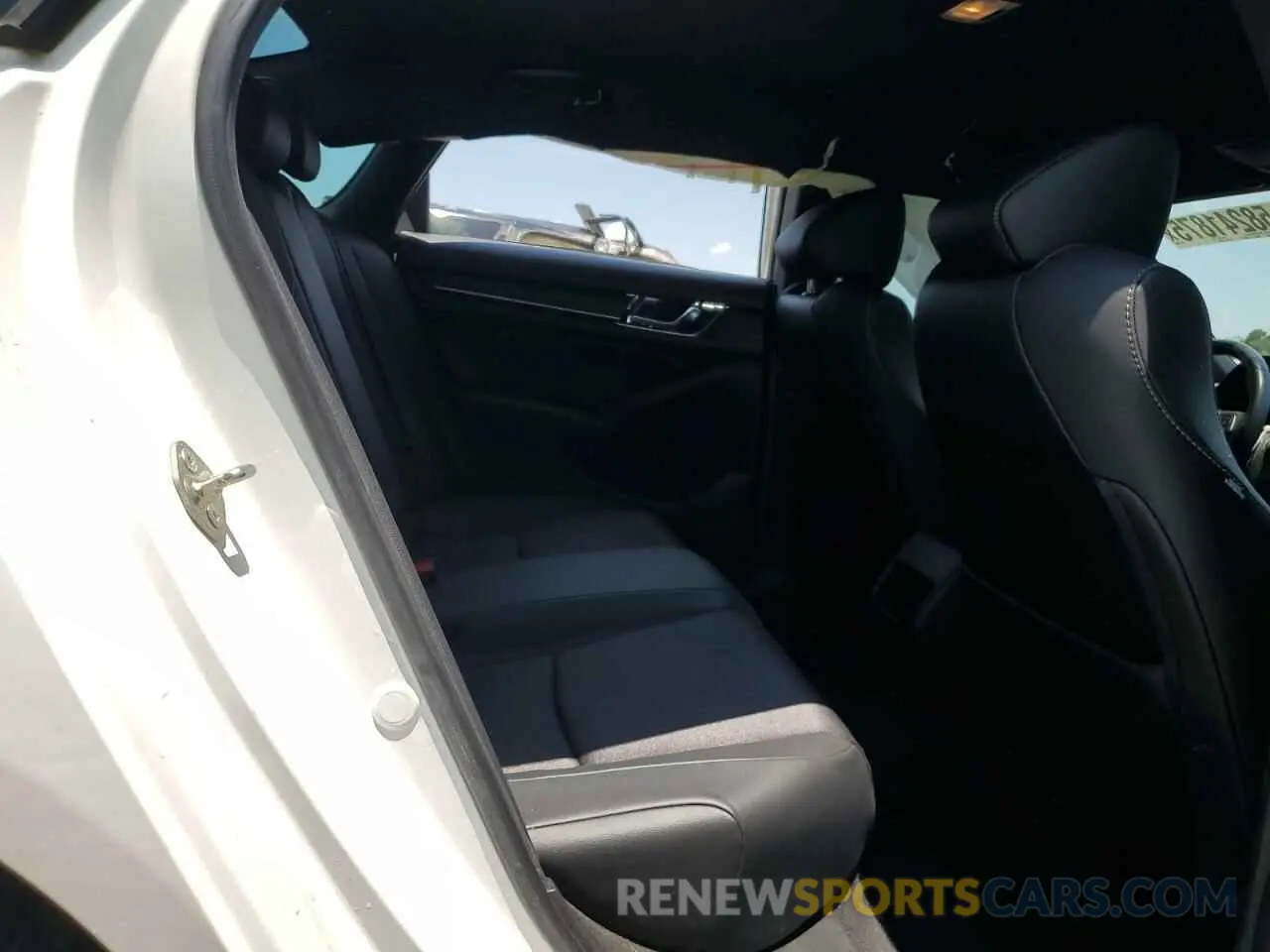 10 Photograph of a damaged car 1HGCV1F37LA134039 HONDA ACCORD 2020