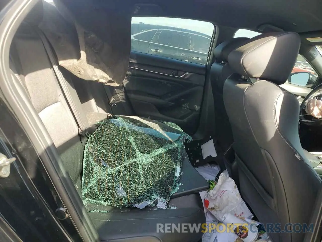 10 Photograph of a damaged car 1HGCV1F38LA016551 HONDA ACCORD 2020