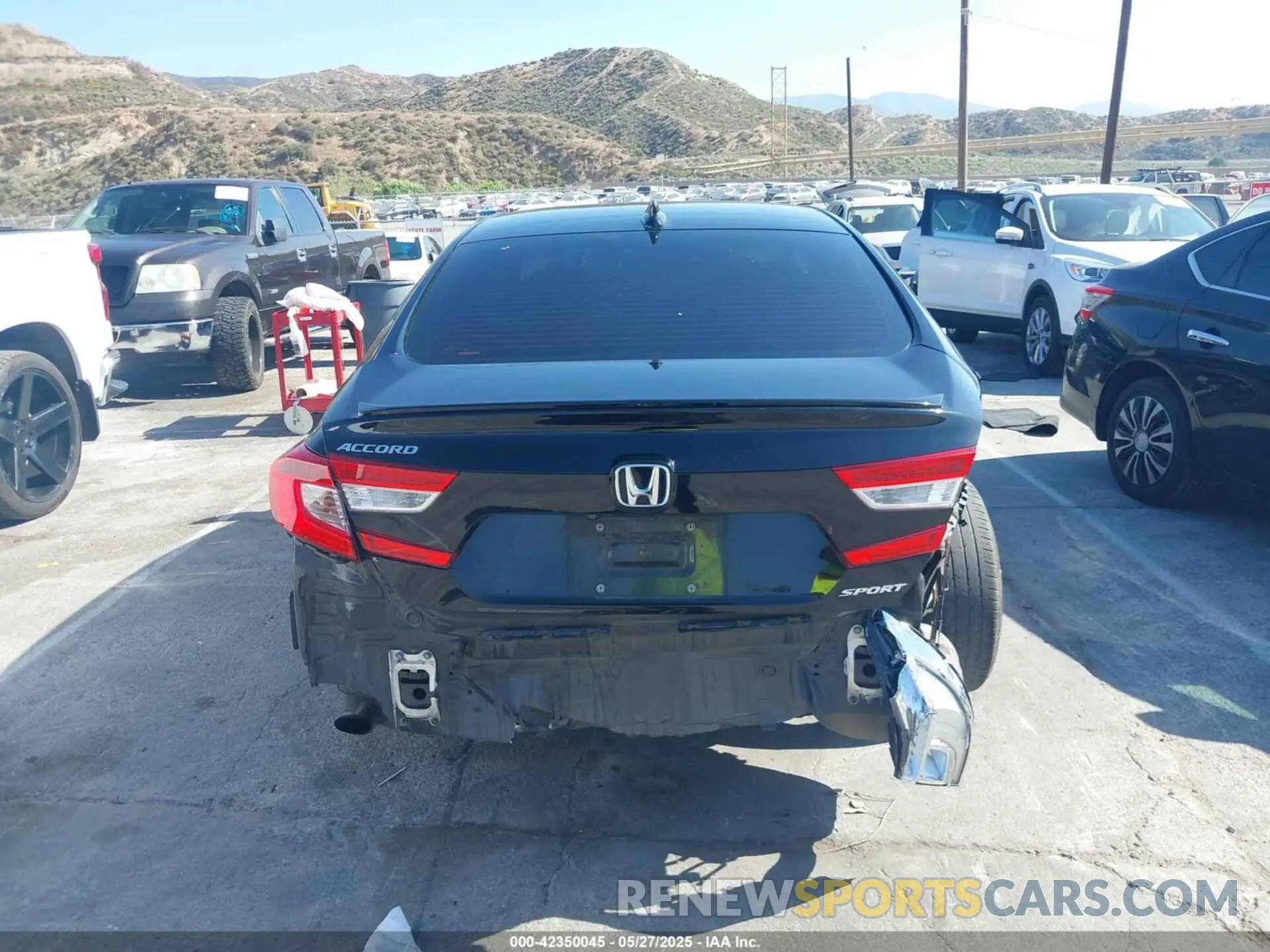 16 Photograph of a damaged car 1HGCV1F38LA043801 HONDA ACCORD 2020