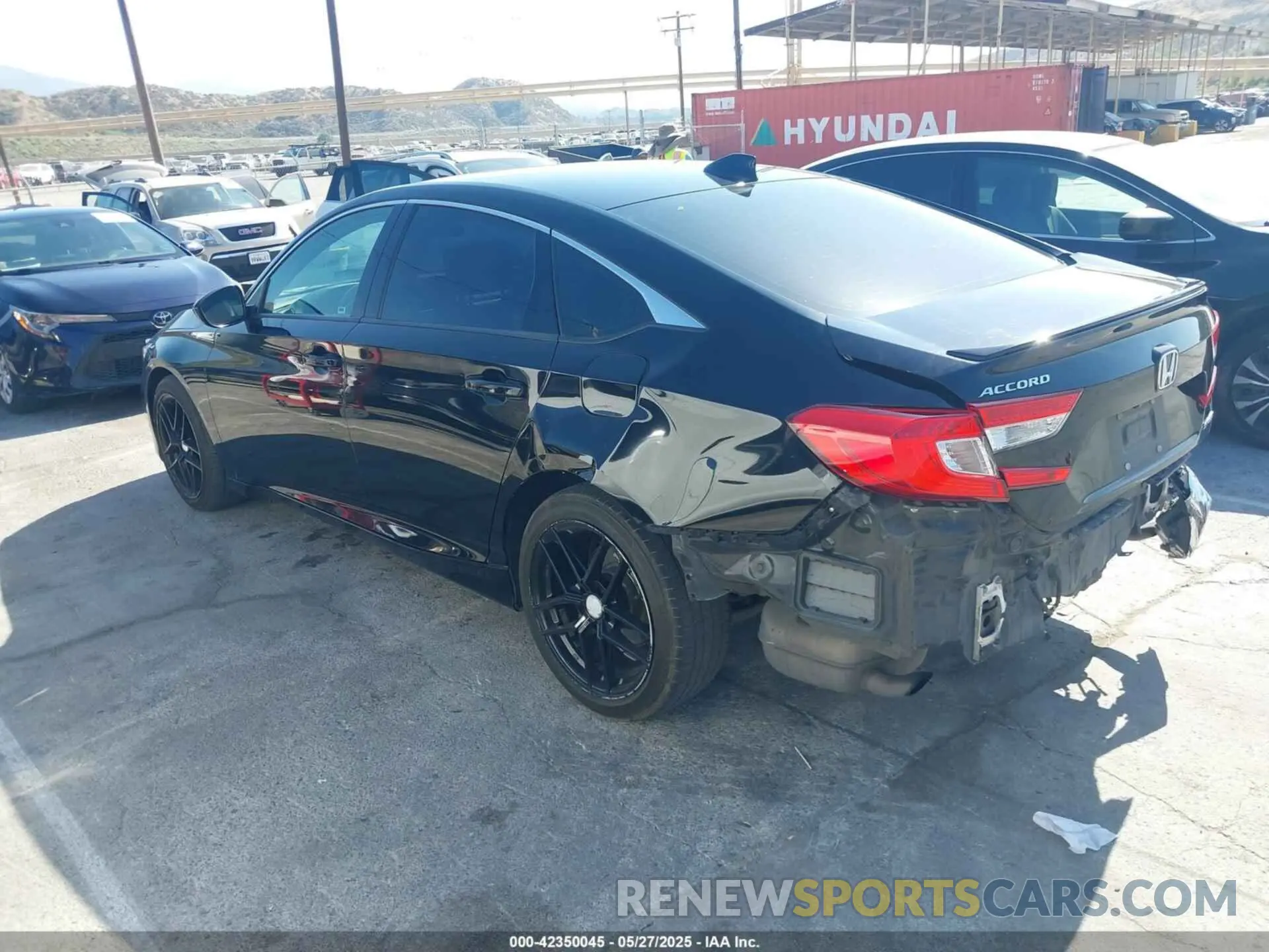 3 Photograph of a damaged car 1HGCV1F38LA043801 HONDA ACCORD 2020