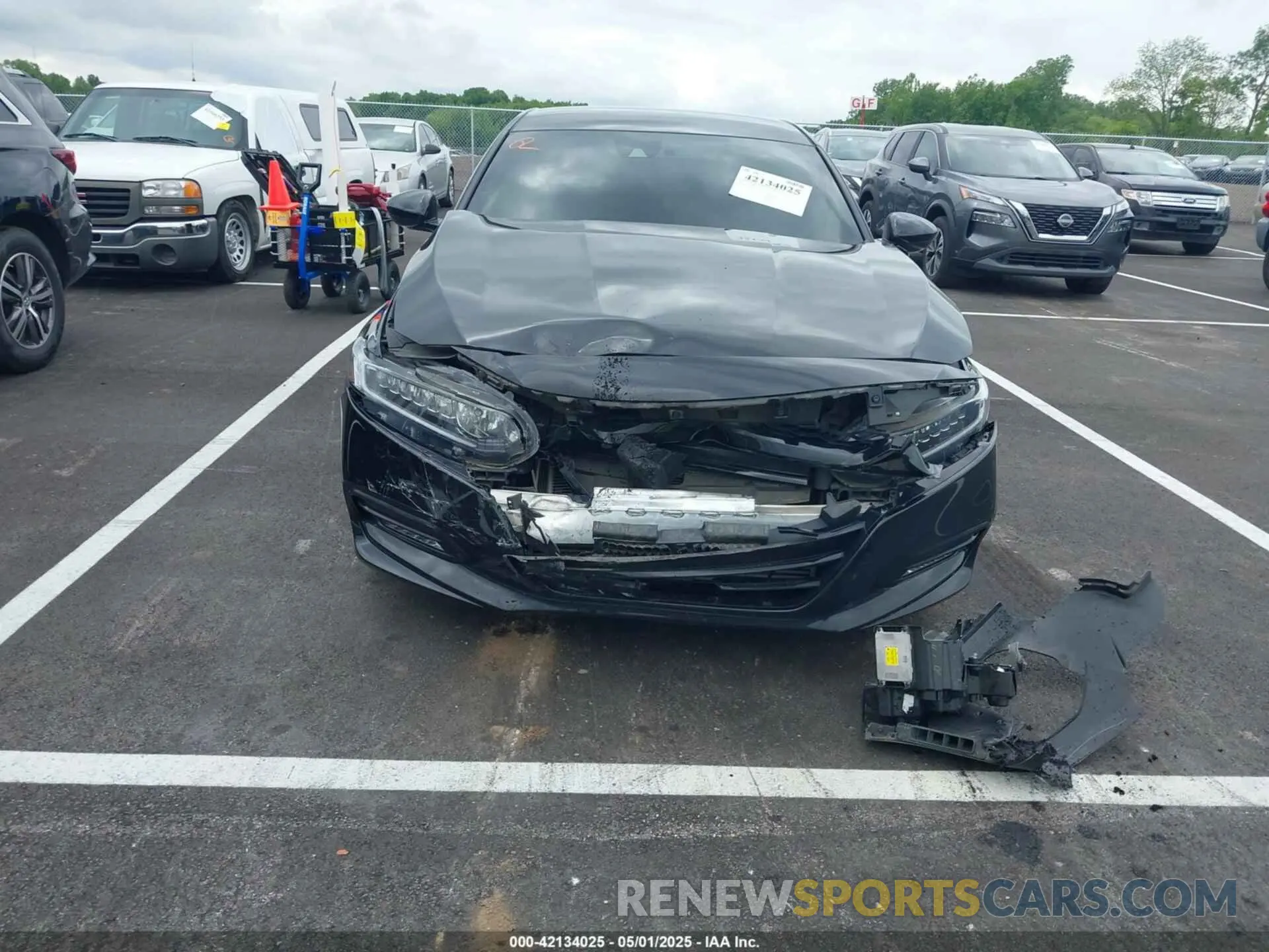 11 Photograph of a damaged car 1HGCV1F38LA053907 HONDA ACCORD 2020