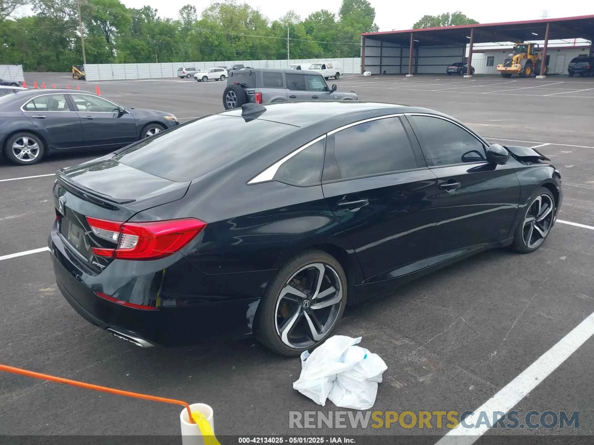 4 Photograph of a damaged car 1HGCV1F38LA053907 HONDA ACCORD 2020