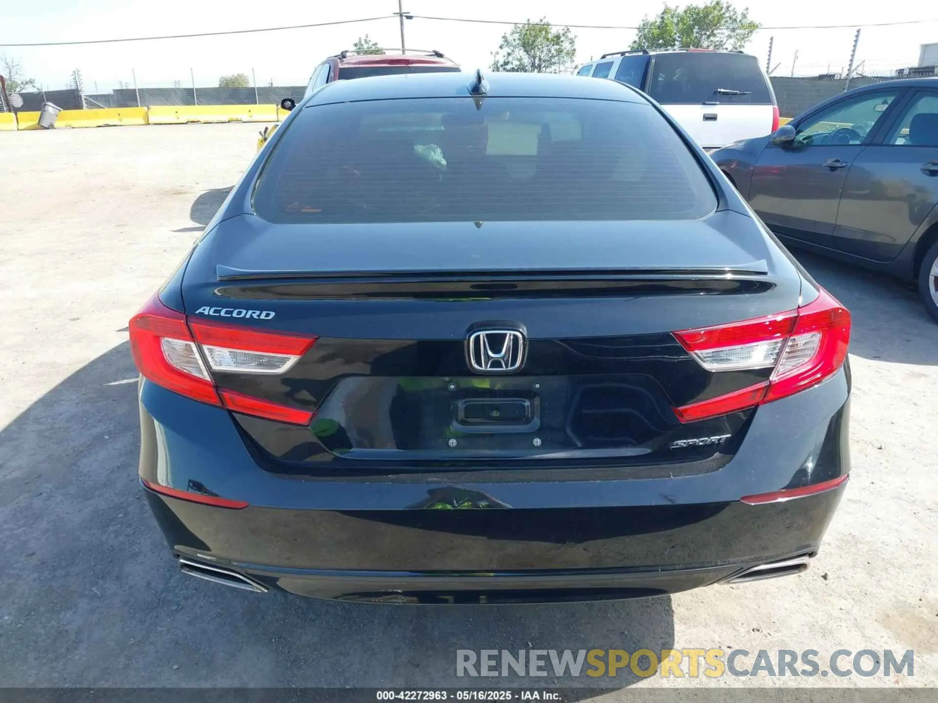 15 Photograph of a damaged car 1HGCV1F38LA058038 HONDA ACCORD 2020