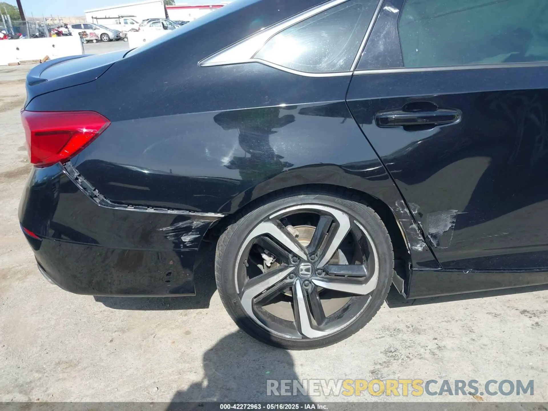 6 Photograph of a damaged car 1HGCV1F38LA058038 HONDA ACCORD 2020