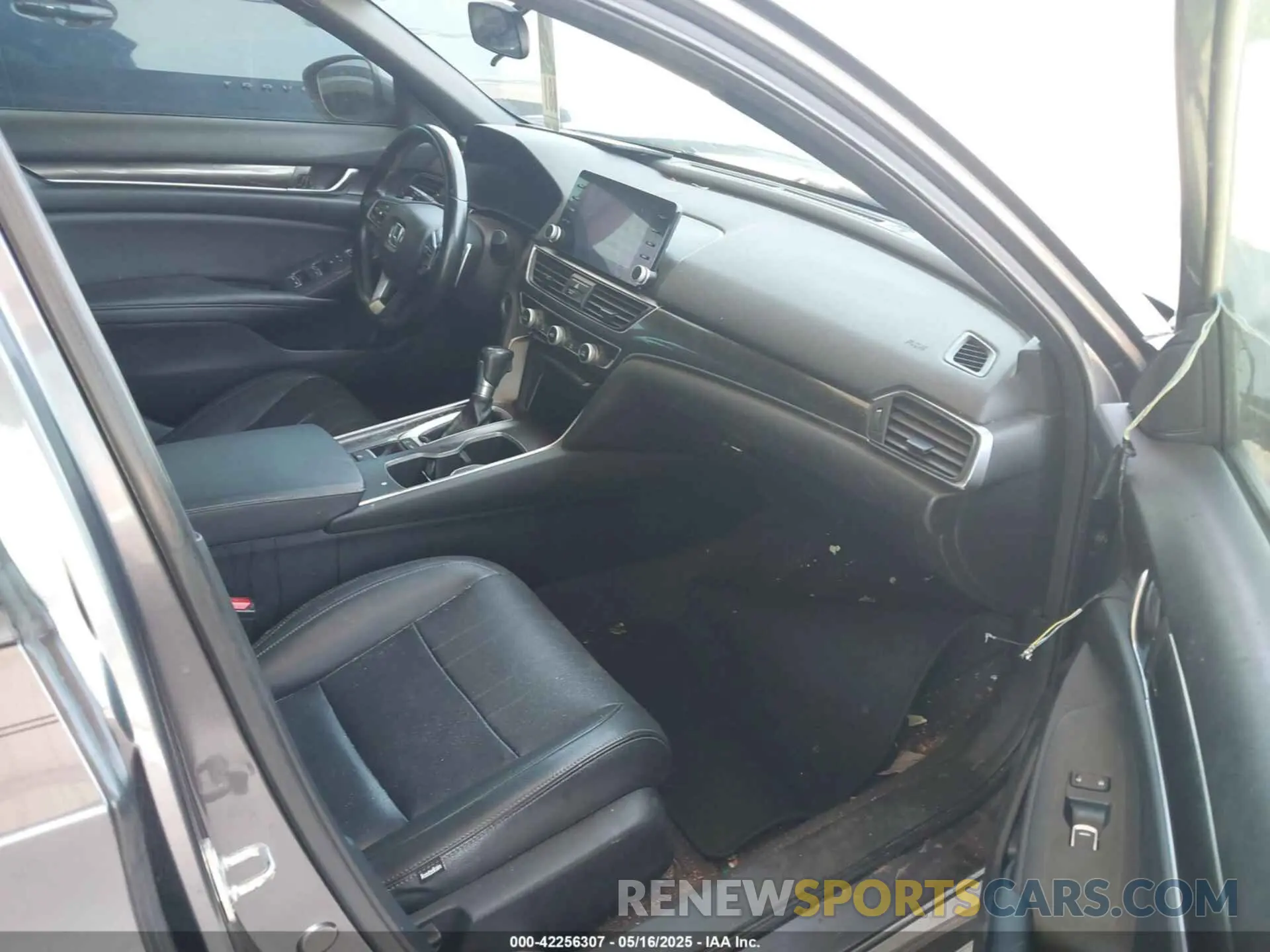 5 Photograph of a damaged car 1HGCV1F38LA062073 HONDA ACCORD 2020