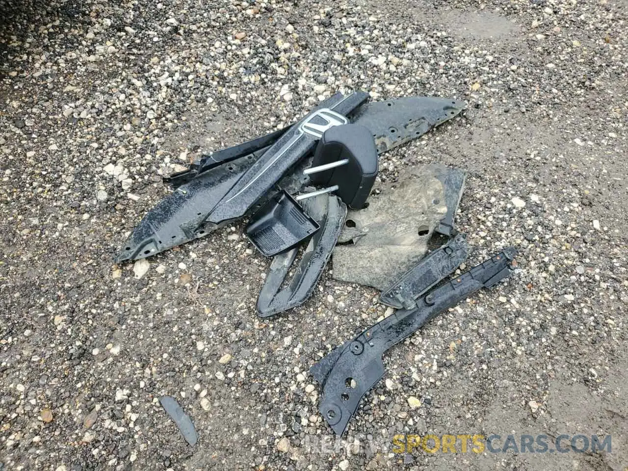 12 Photograph of a damaged car 1HGCV1F38LA084073 HONDA ACCORD 2020