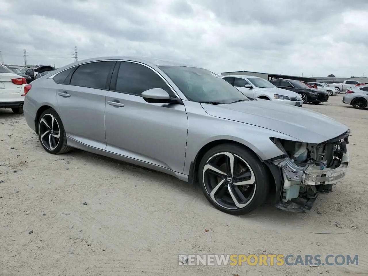 4 Photograph of a damaged car 1HGCV1F39LA010113 HONDA ACCORD 2020