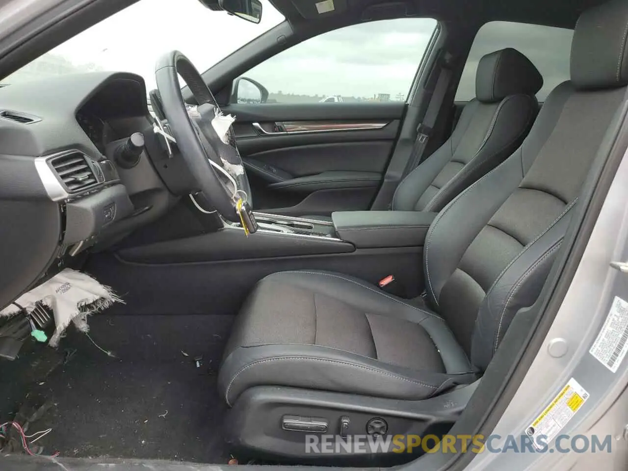 7 Photograph of a damaged car 1HGCV1F39LA010113 HONDA ACCORD 2020