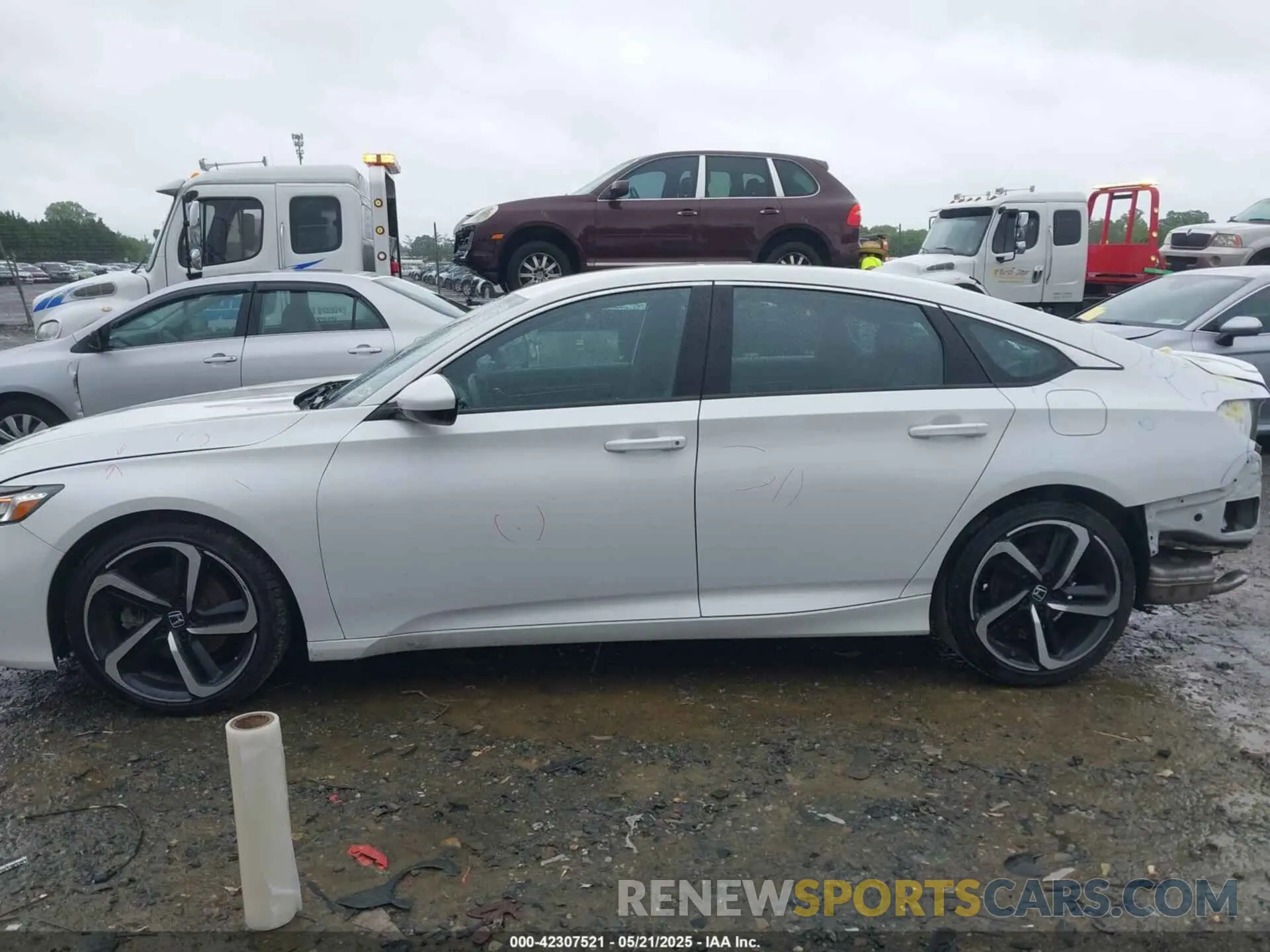 15 Photograph of a damaged car 1HGCV1F39LA044133 HONDA ACCORD 2020