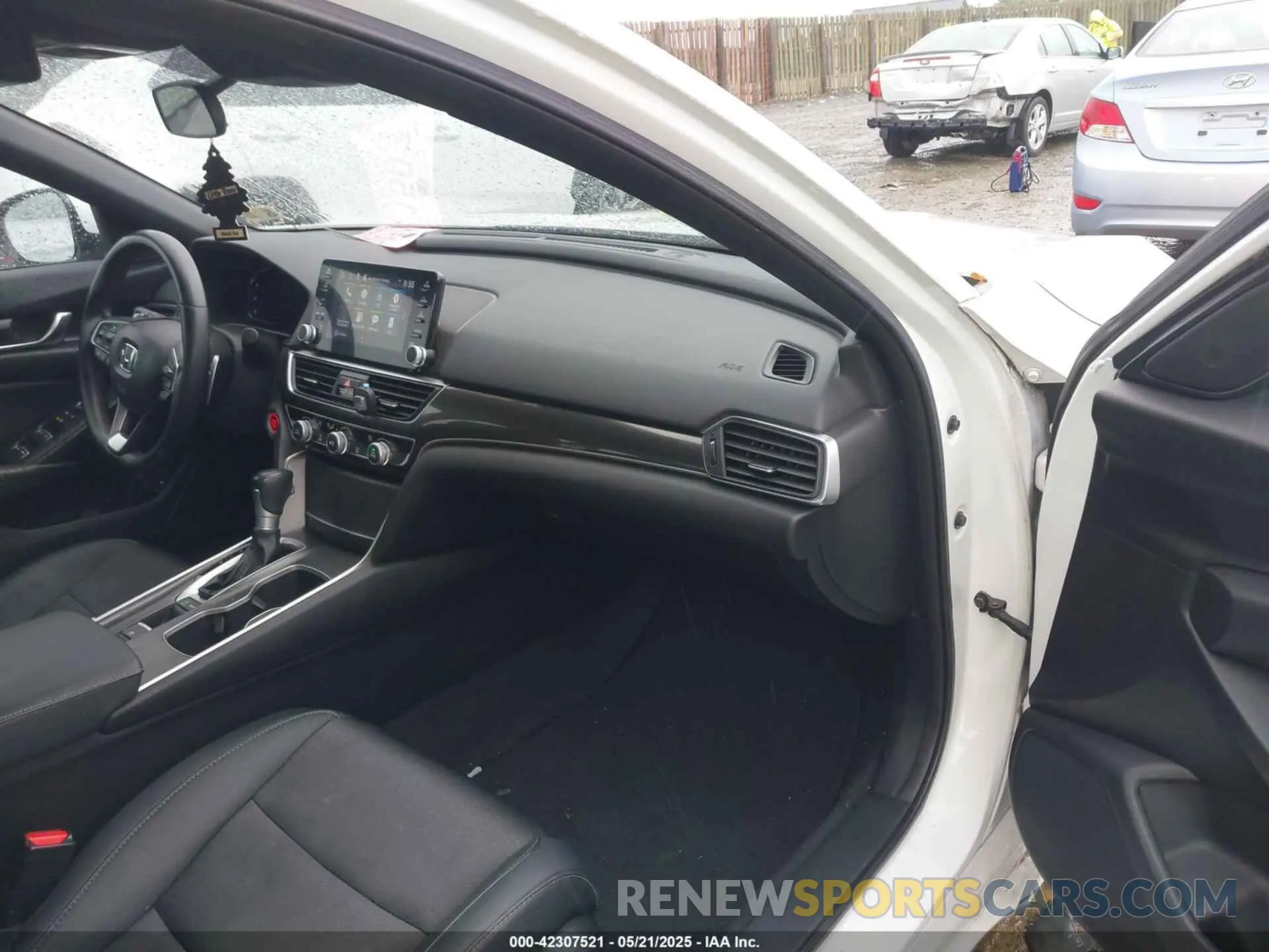 5 Photograph of a damaged car 1HGCV1F39LA044133 HONDA ACCORD 2020