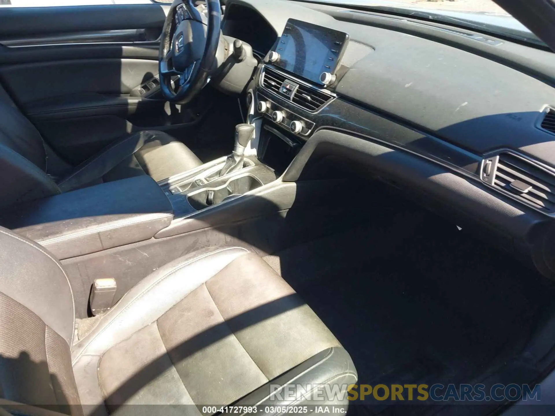 5 Photograph of a damaged car 1HGCV1F39LA049428 HONDA ACCORD 2020