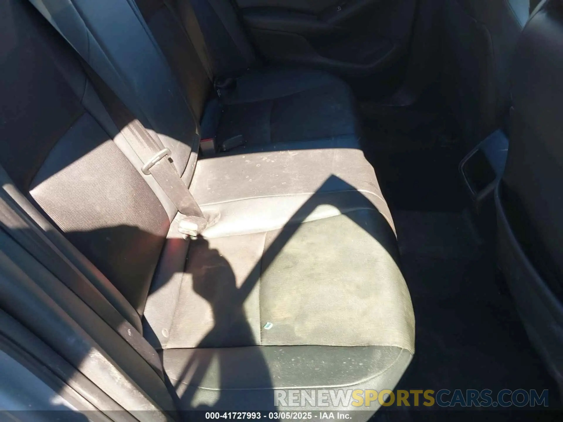 8 Photograph of a damaged car 1HGCV1F39LA049428 HONDA ACCORD 2020