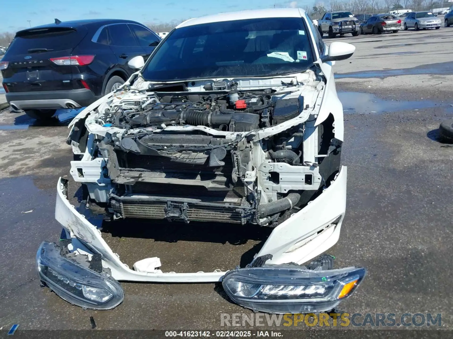 6 Photograph of a damaged car 1HGCV1F39LA050675 HONDA ACCORD 2020