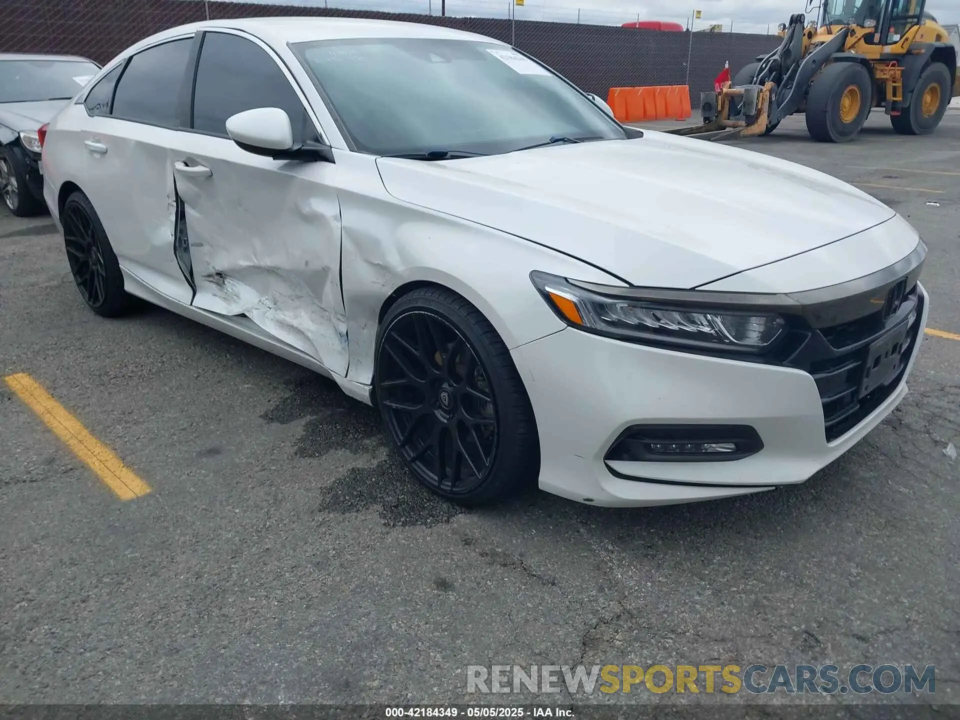 1 Photograph of a damaged car 1HGCV1F39LA073079 HONDA ACCORD 2020