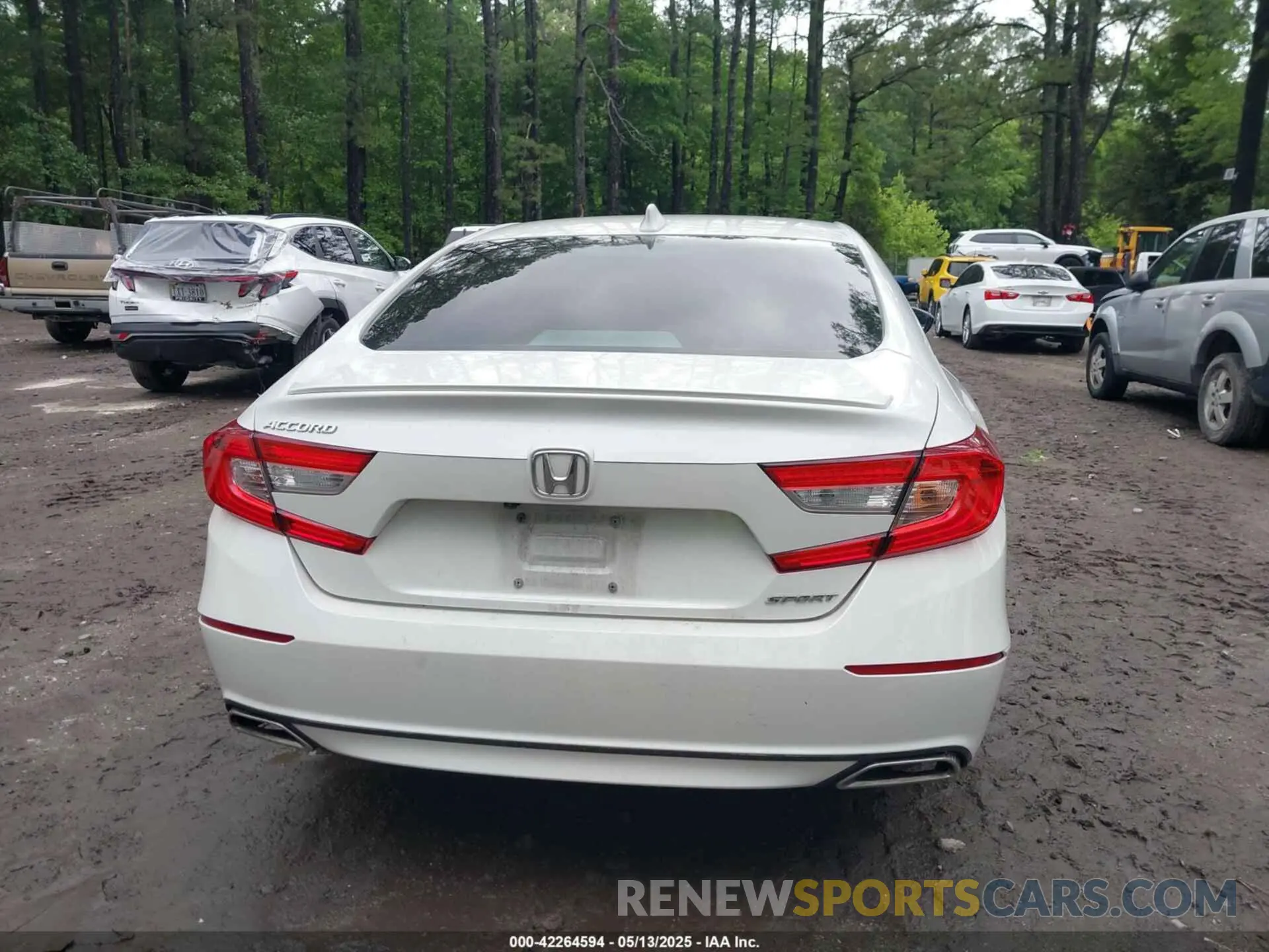 16 Photograph of a damaged car 1HGCV1F39LA087712 HONDA ACCORD 2020