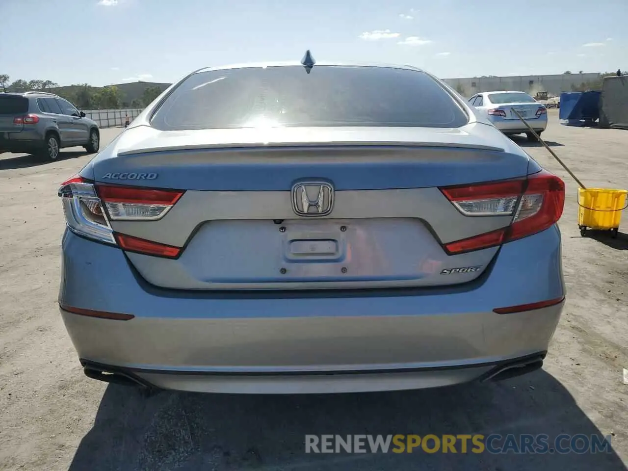 6 Photograph of a damaged car 1HGCV1F39LA101320 HONDA ACCORD 2020