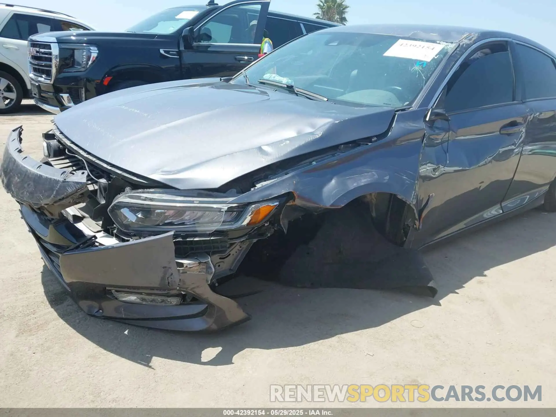 6 Photograph of a damaged car 1HGCV1F39LA111250 HONDA ACCORD 2020